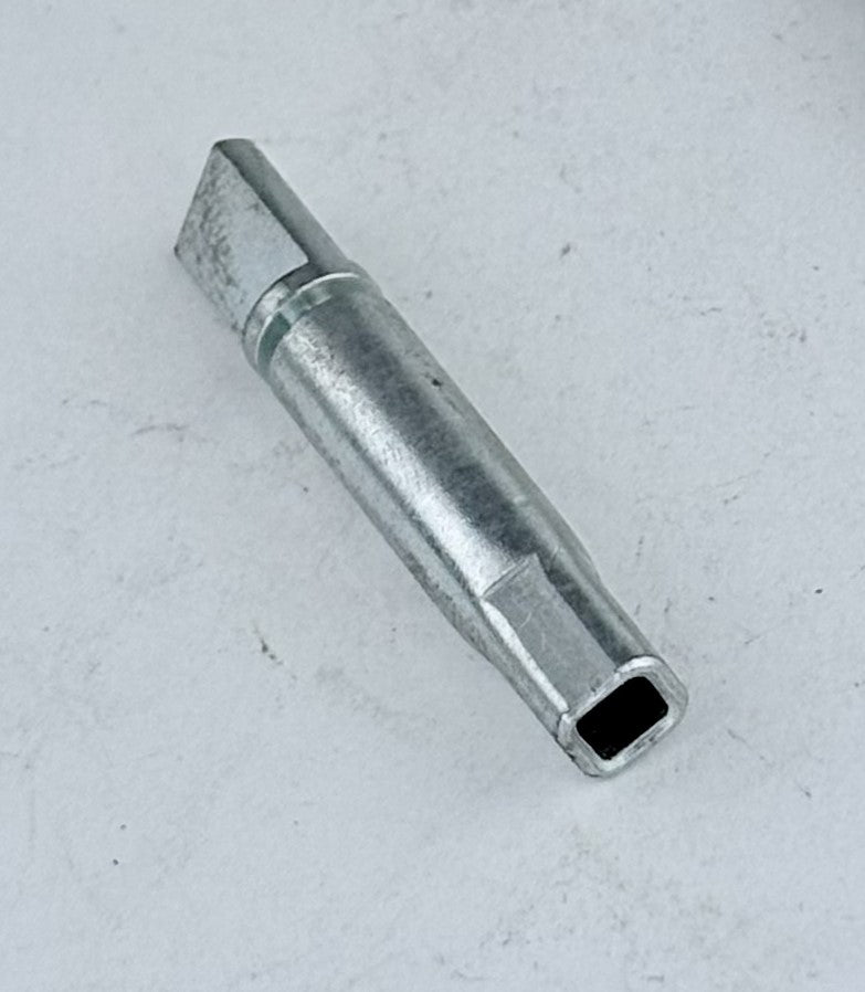 60-0493 - ADAPTOR - TACH CABLE TO DRIVE SPADE