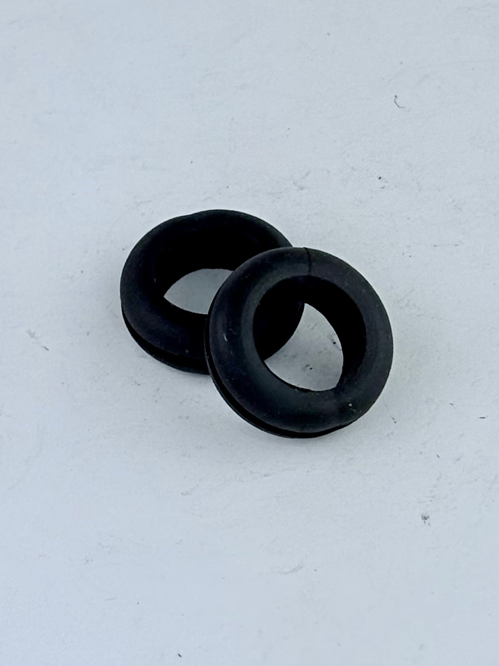 60-7221 - GROMMET - 5/8 x 7/8"