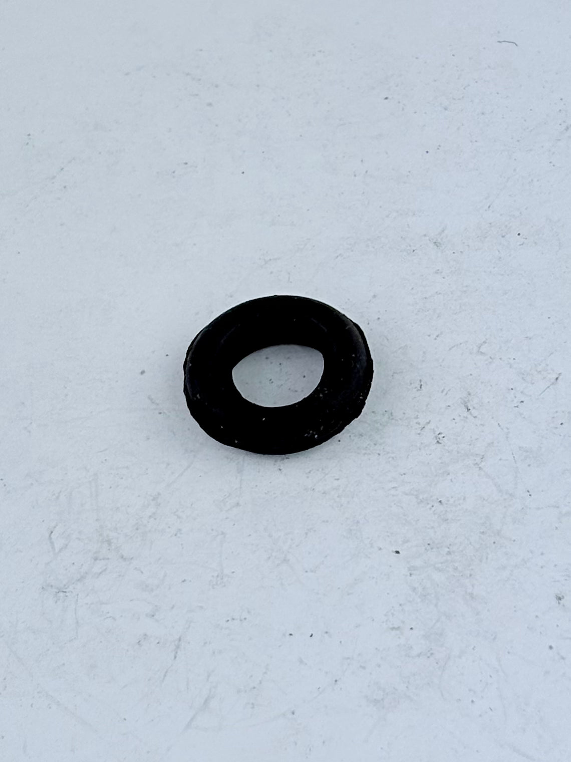 82-6784 - GROMMET - THROTTLE CABLE - RH HEADLIGHT COVER & FRAME