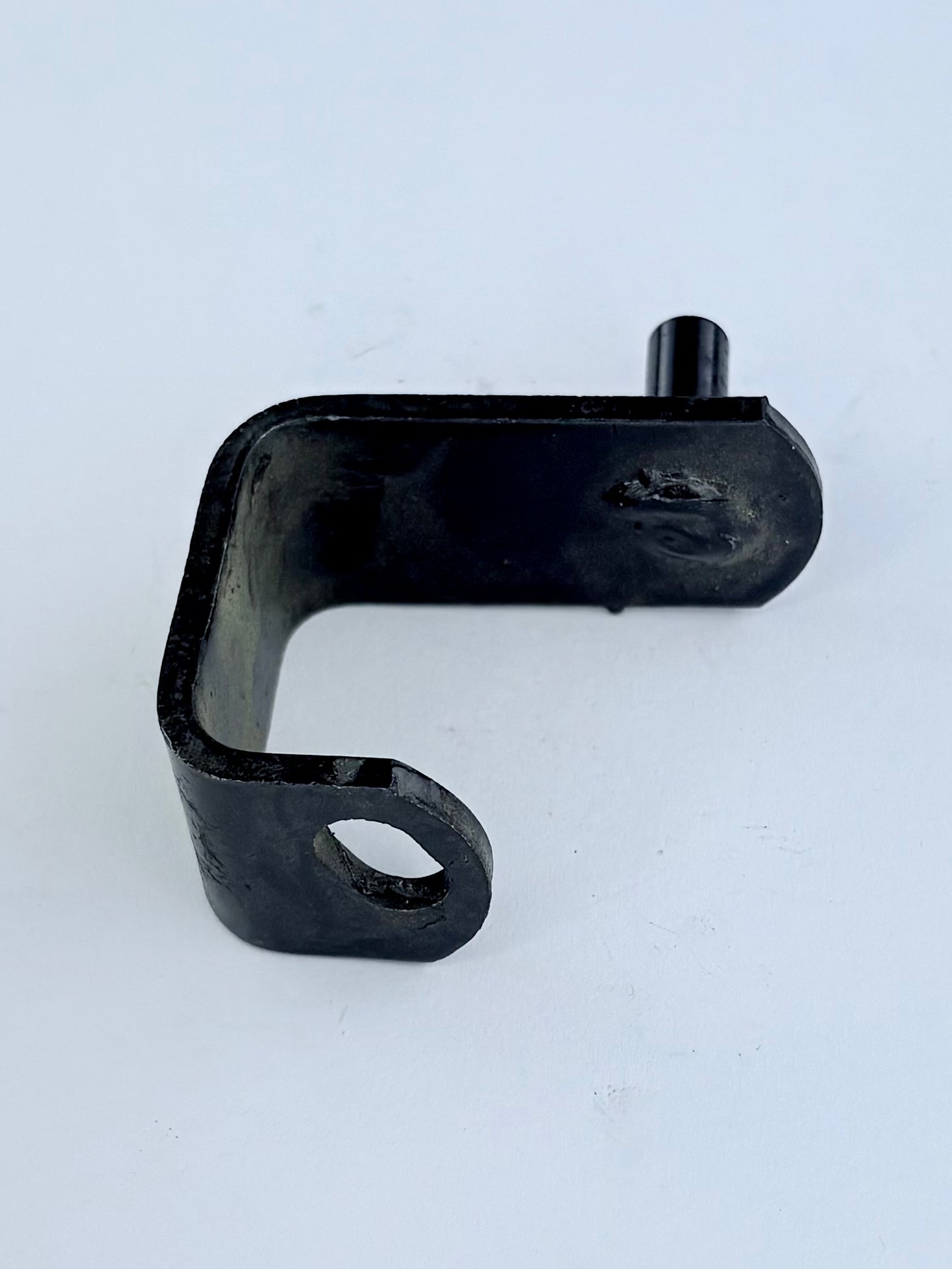 82-9588 - OIL TANK BRACKET - T150