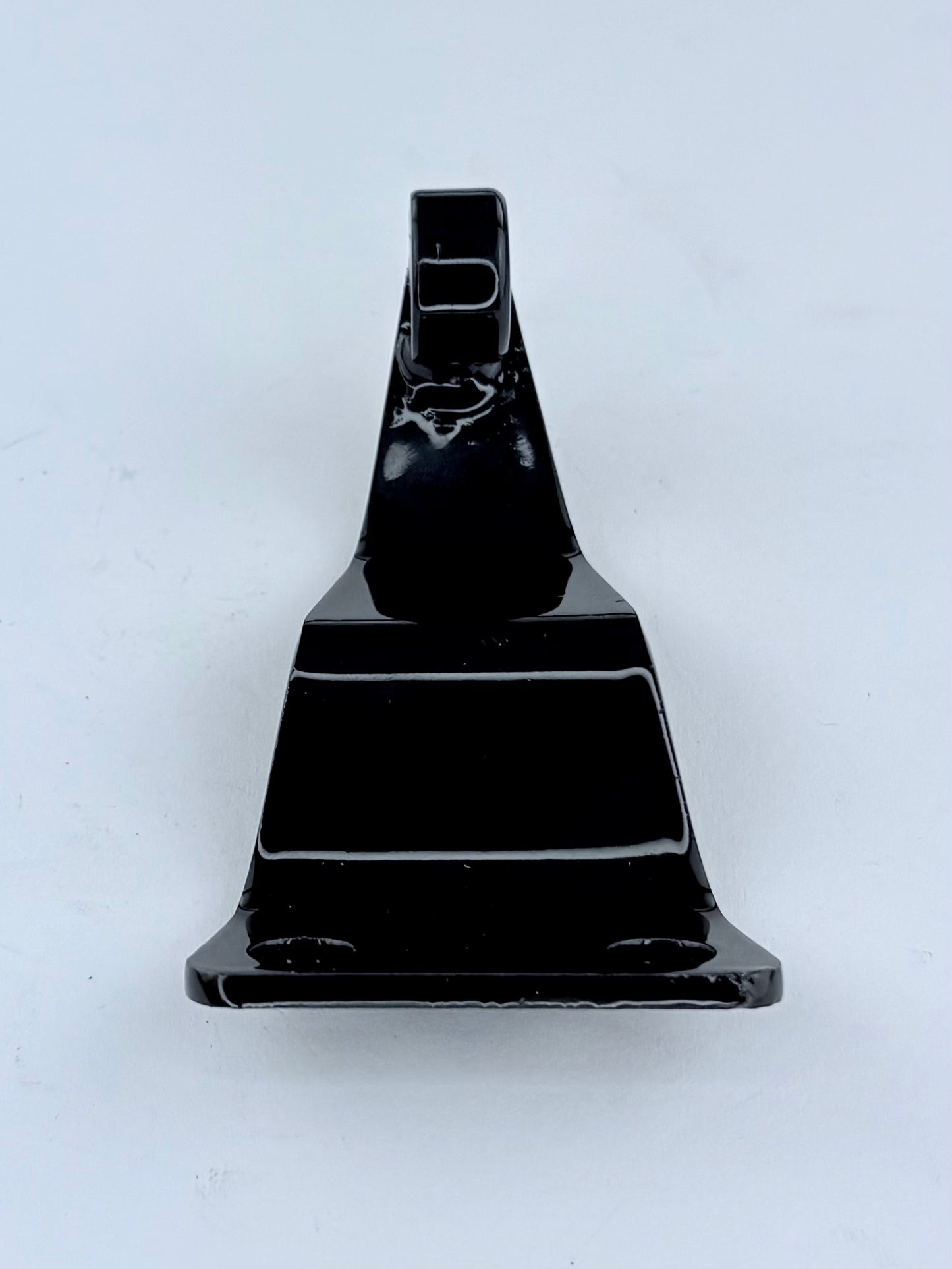 82-8026 - TWINSEAT HINGE - FRONT - 1968 / 70