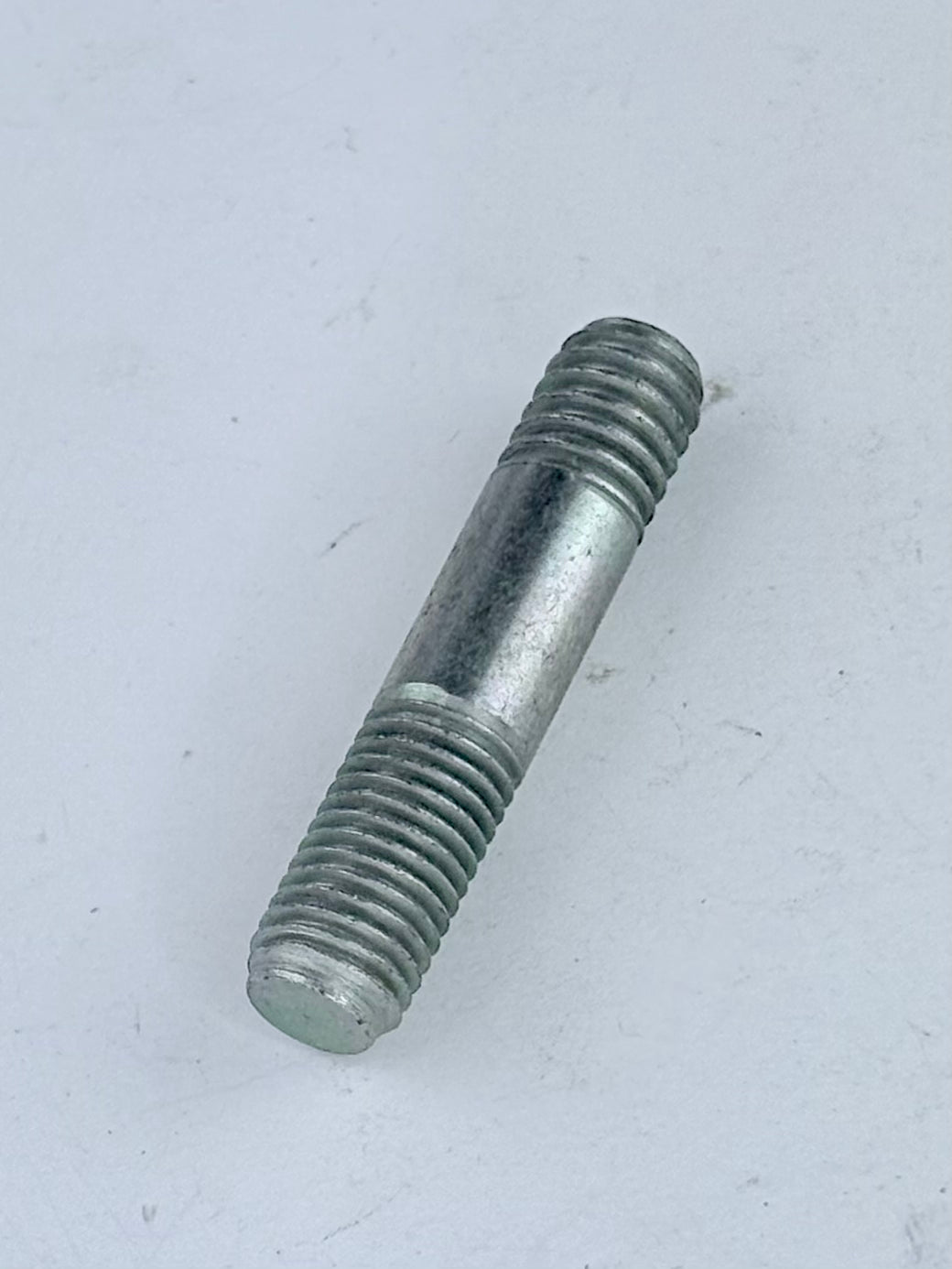 21-1863 - STUD - OIL PIPE JUNCTION BLOCK