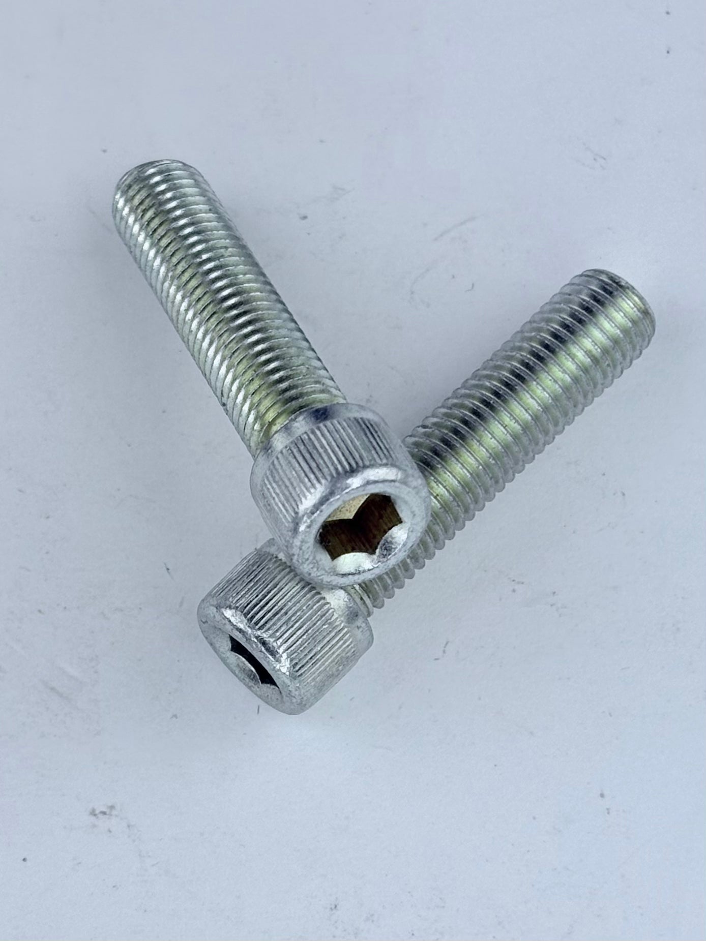 14-1021 - SCREW - 5/16"-24 x 1 1/4" - ALLEN