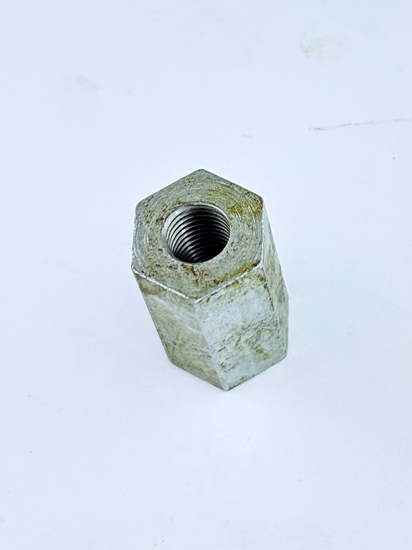 21-1933 - NUT - SLEEVE - EX PIPE FIX