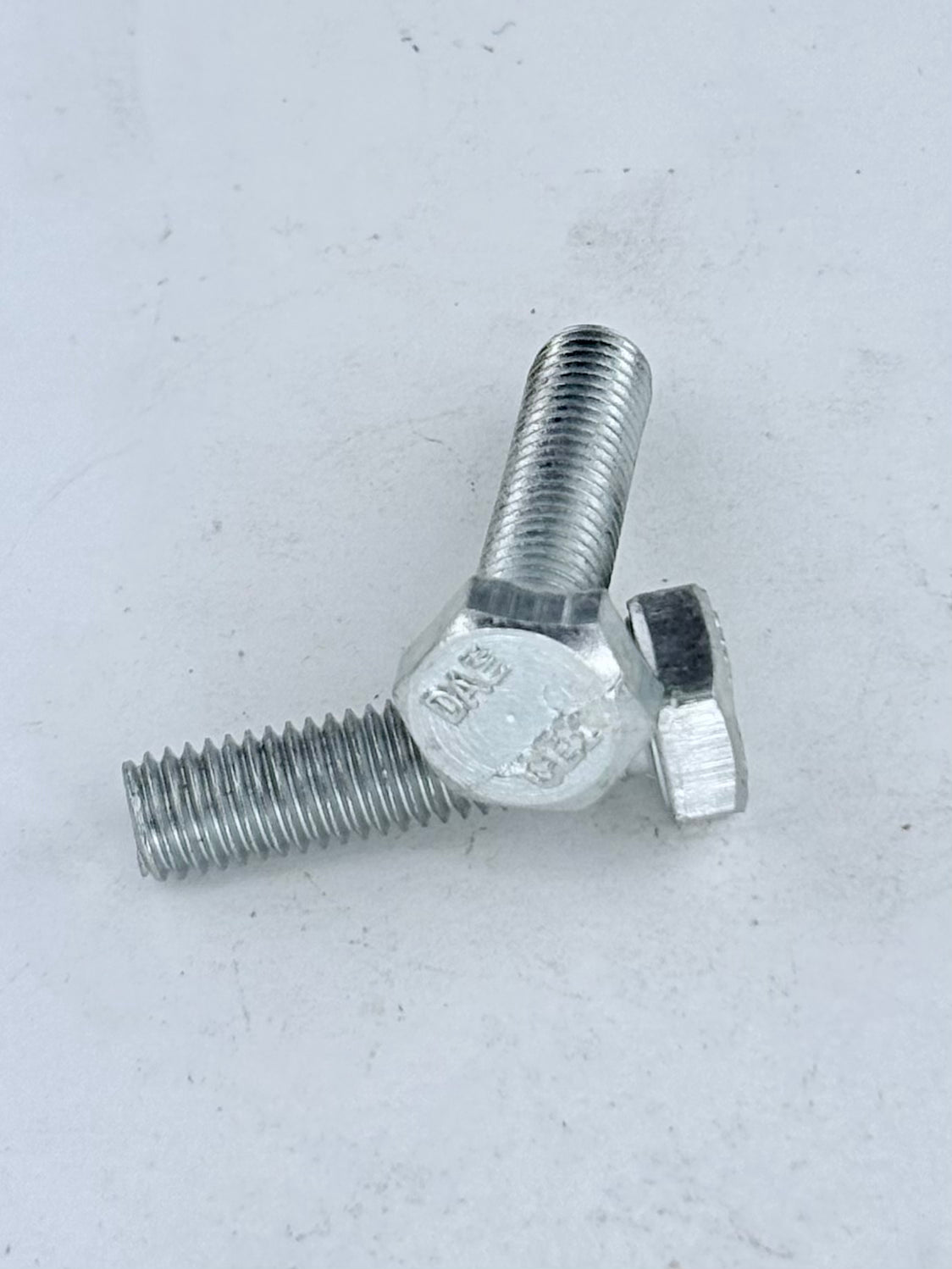 1/4x26x1 - Fender Bolt - 1/4-26 x 1"