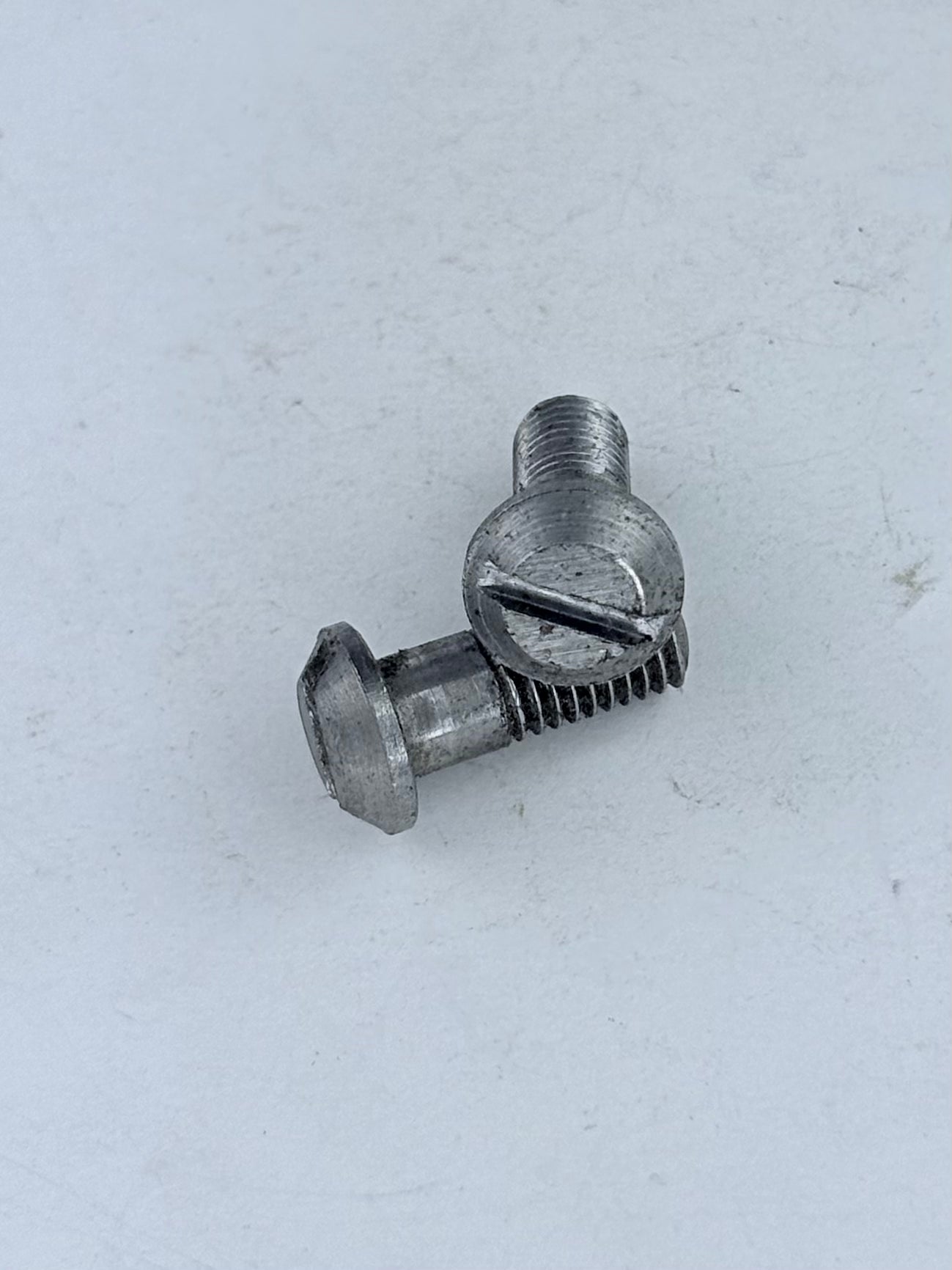 70-3859 - SCREW - 1/4-26 - 500 CASE