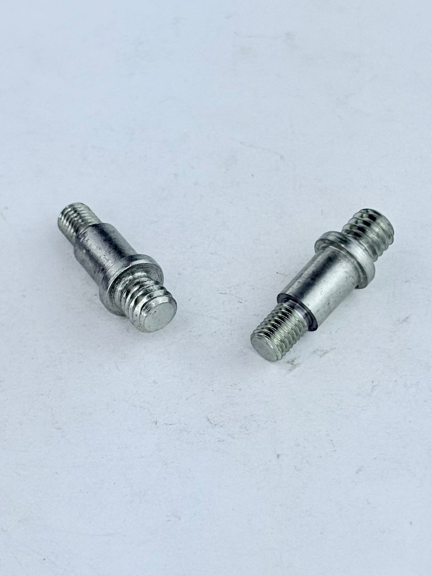 21-1996 - STUD - STEPPED - TR6/TR7