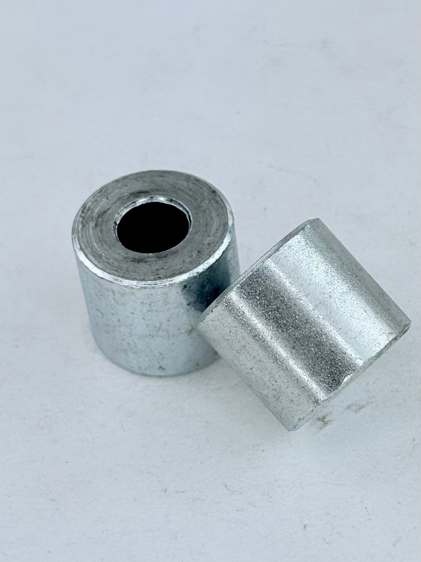 82-4197 - SPACER - 3/8 x 7/8 x 3/4 - TRIUMPH UNIT 500