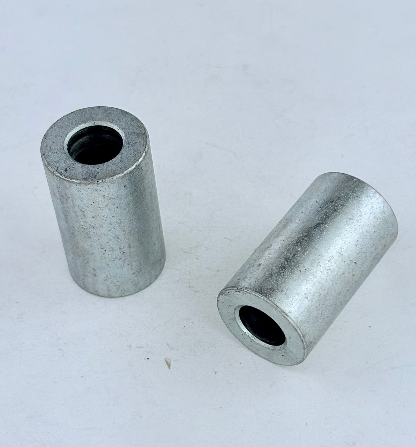 83-2847 - SPACER - DISTANCE PIECE - TRIUMPH 650/750