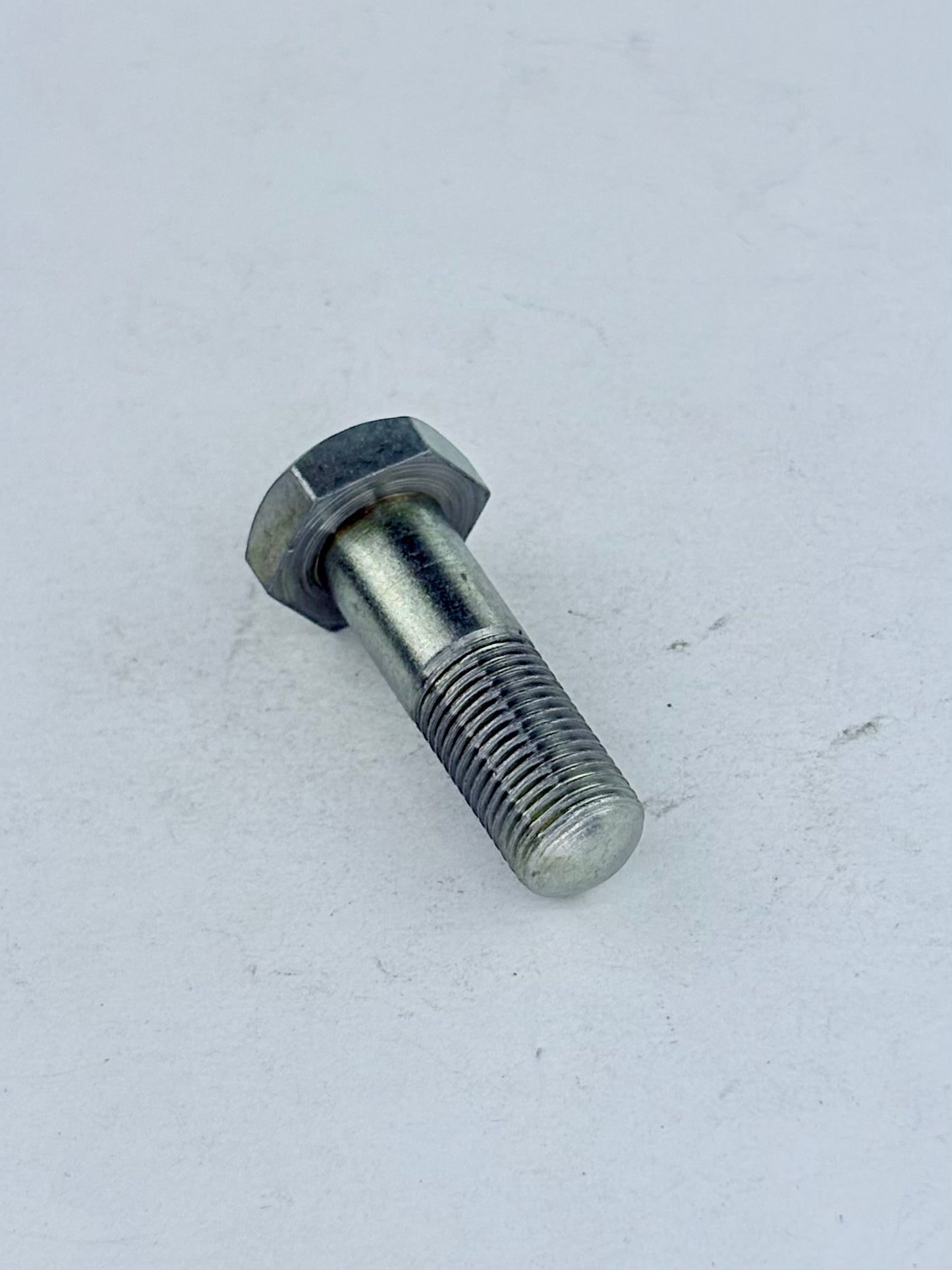 97-0451 - THIN HEAD BOLT - 3/8-26 x 1 1/8"