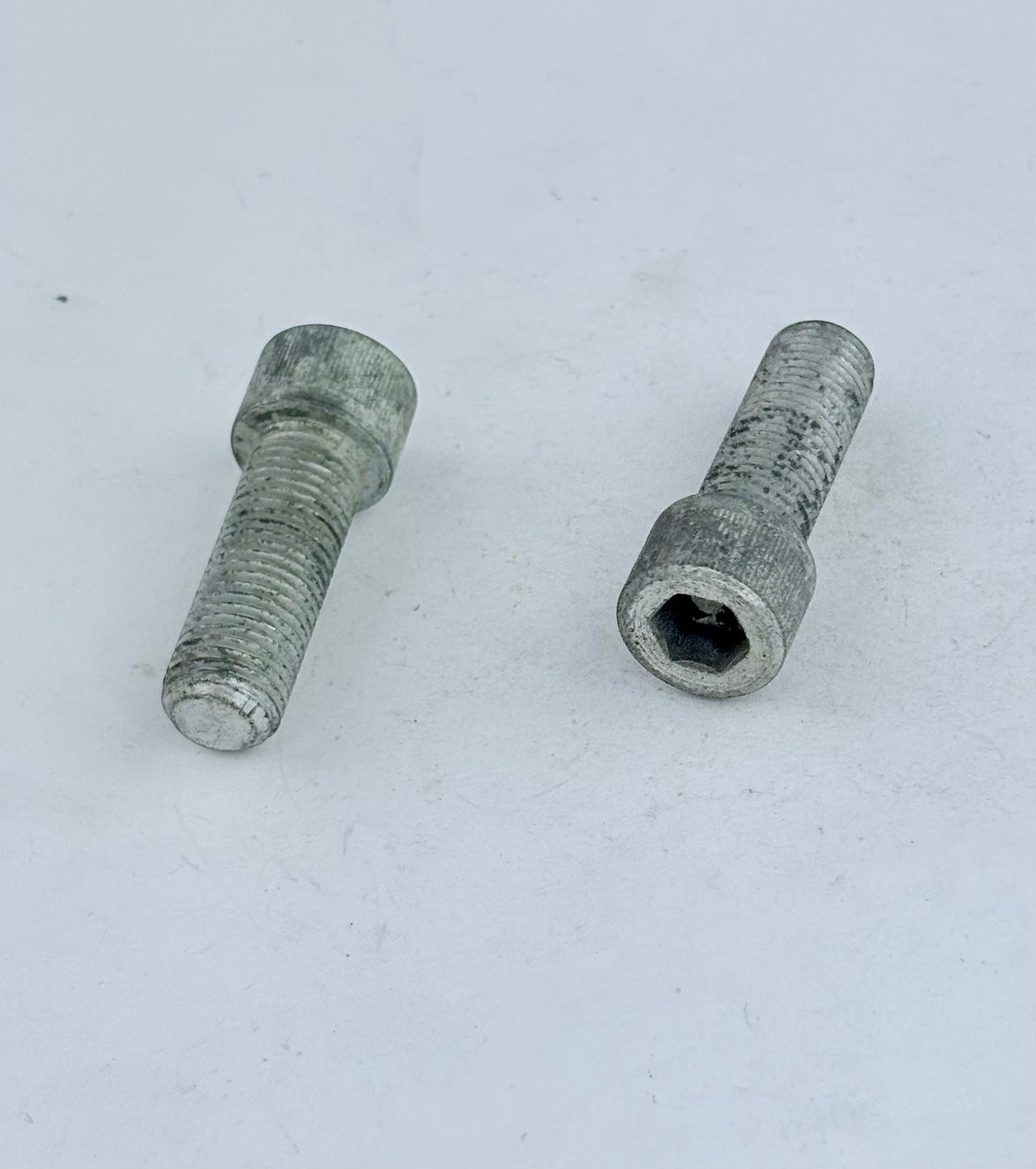 14-1047 - SCREW - 7/16-20 x 1 1/4" - ALLEN
