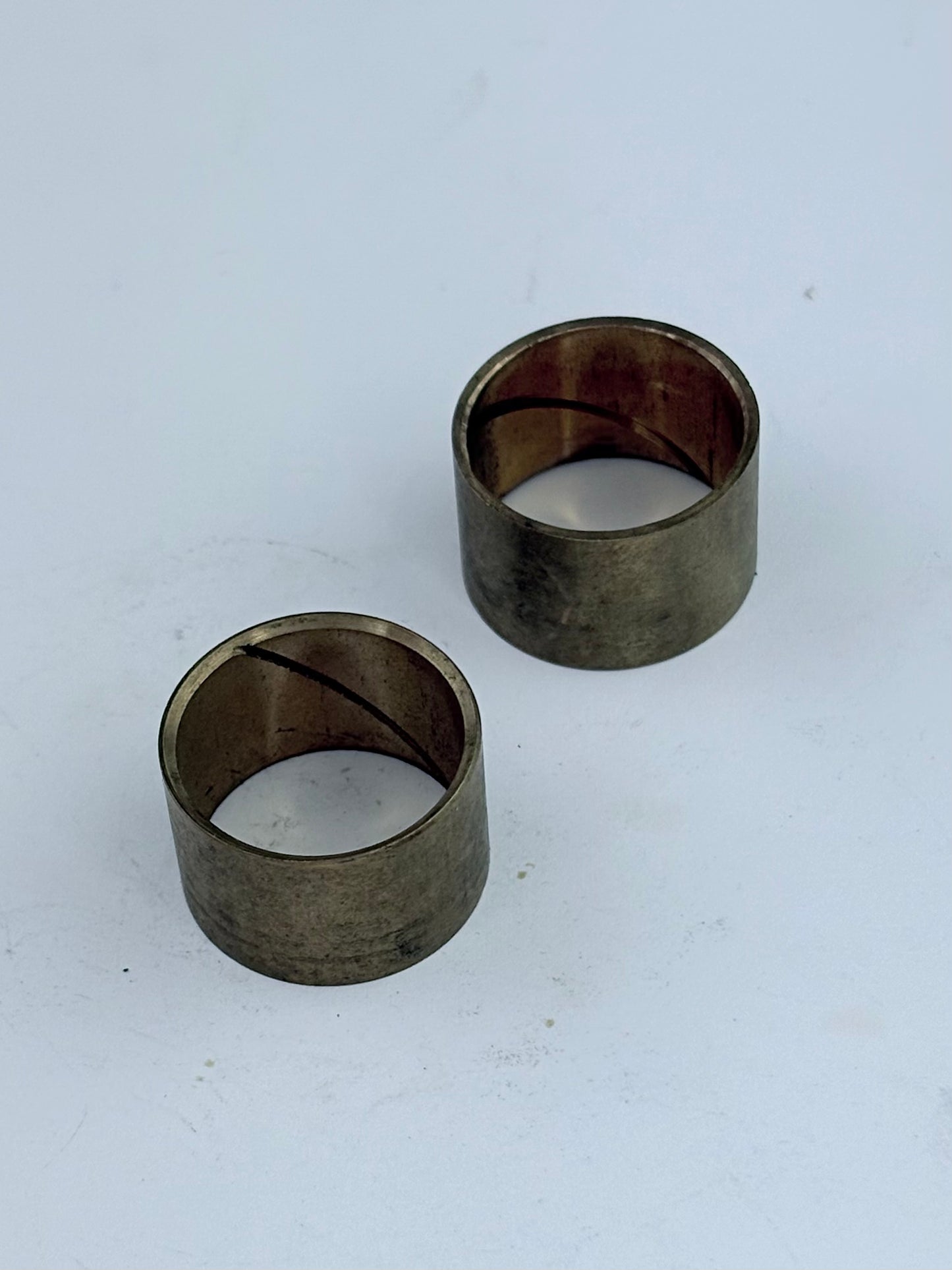 57-0928 - LAYSHAFT BUSHING - 4 SPEED LOW GEARING