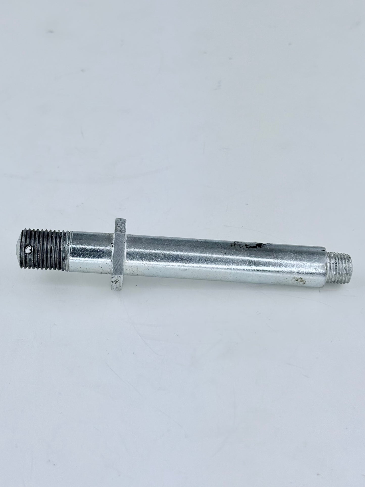 82-4650 - SPINDLE - REAR BRAKE PEDAL