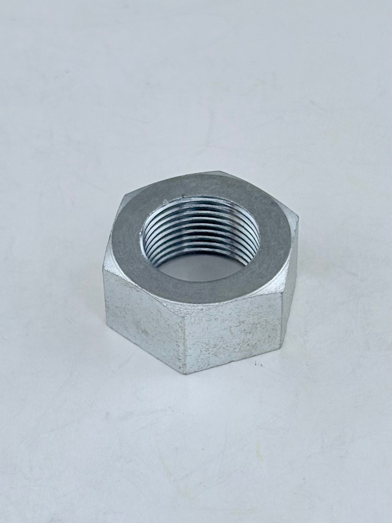 37-0635 - NUT - SPRING HUB - RIGID AXLE - 11/16-20