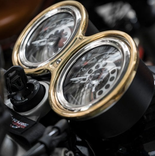 Motone The Speed Cuff - Speedo Cover - T120/T100/Speed Twin/Thruxton - BRASS