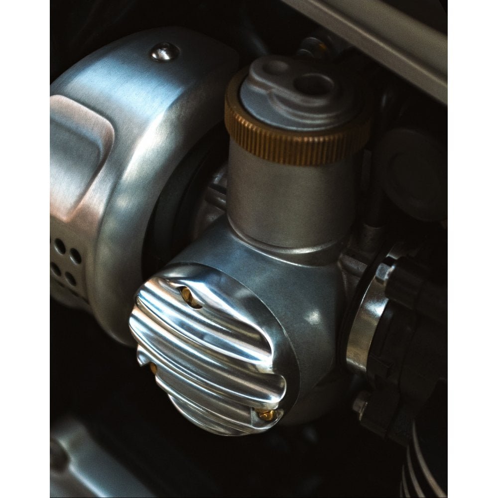 Motone TPS Carb/Throttle Body Cover - Pair - Ribbed/Finned - Polished