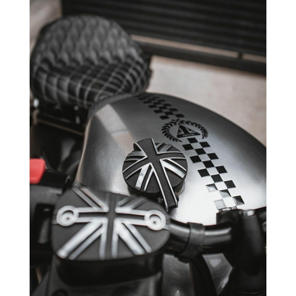 Motone Pressure Cast Disc Brake Oil Reservoir Master Cylinder Cap - Union Jack Contrast Polish