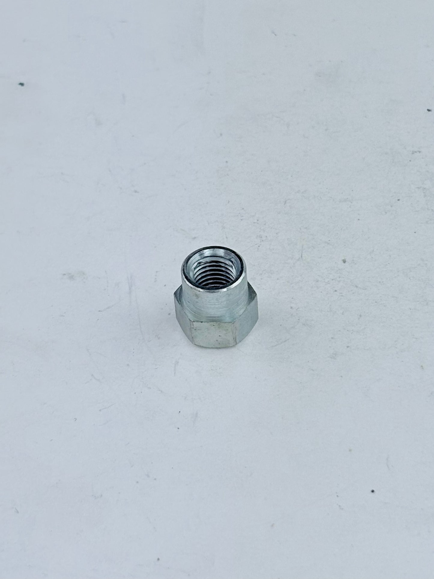 21-1999 - NUT - FUEL TANK MOUNT