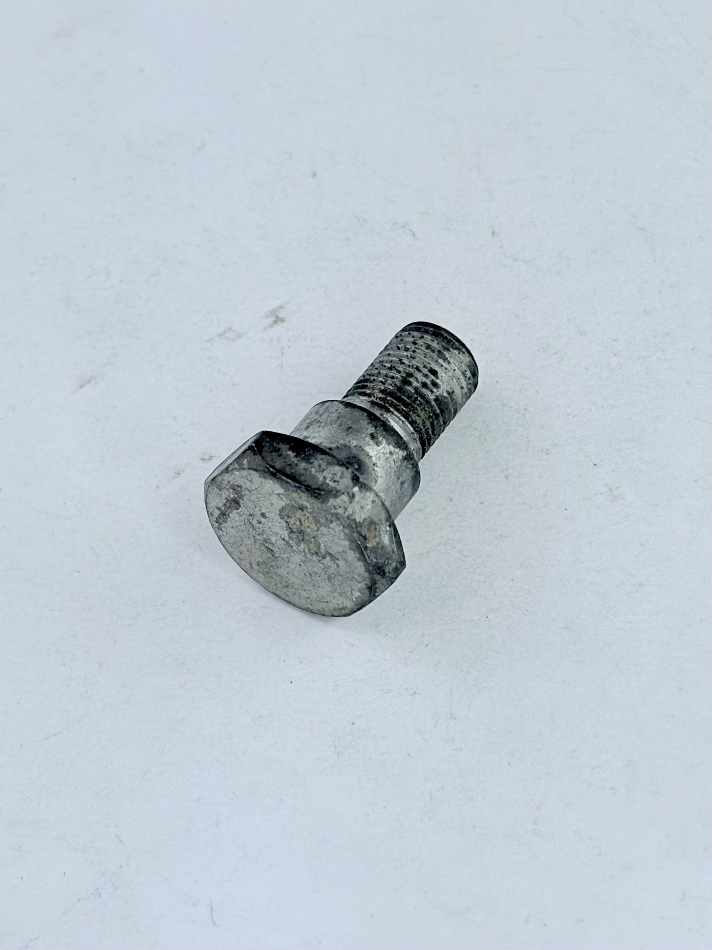 37-0784 - PIVOT BOLT - SHOULDERED