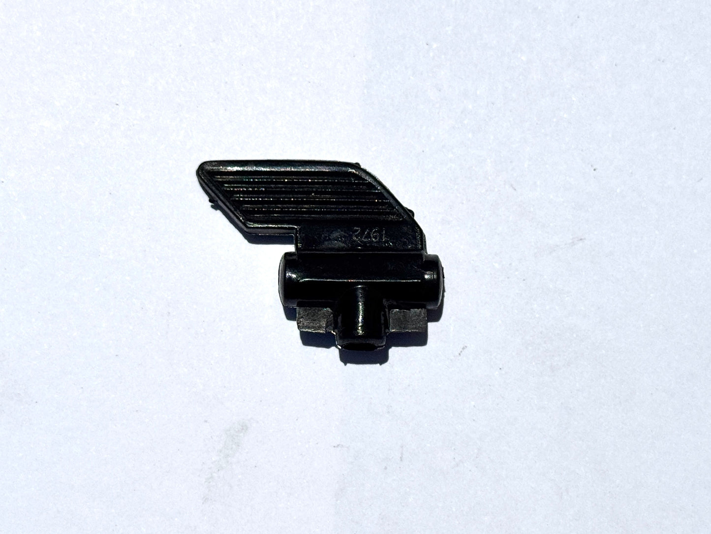 39949A - LEVER - LUCAS SWITCH - BLACK - WING (1 WAY)