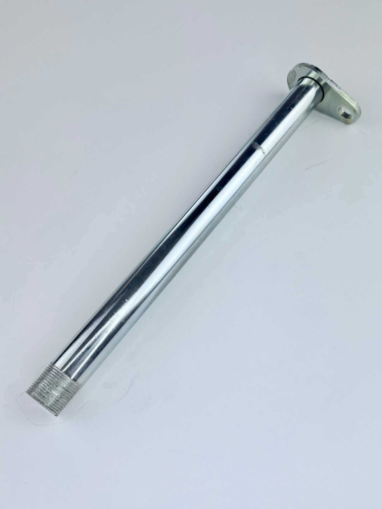 42-4340 - SPINDLE SWINGARM - A65