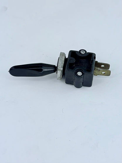 60-7102 - SWITCH - TOGGLE (ON/OFF) - MILLER