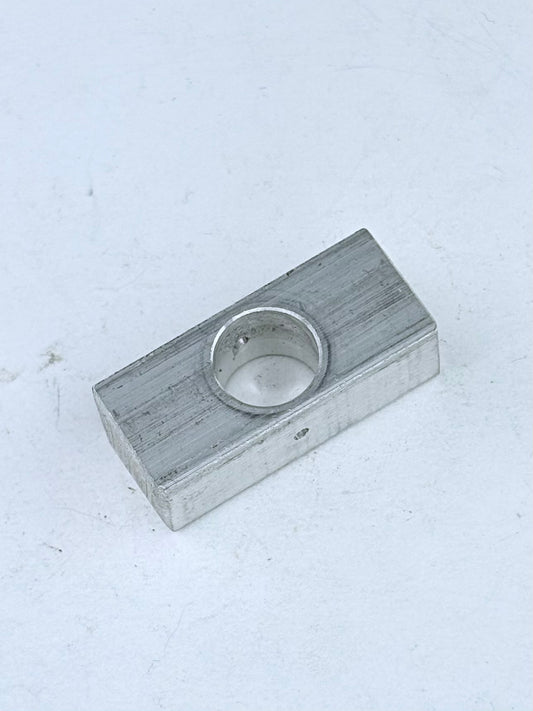 70-0495 - OIL PUMP BLOCK