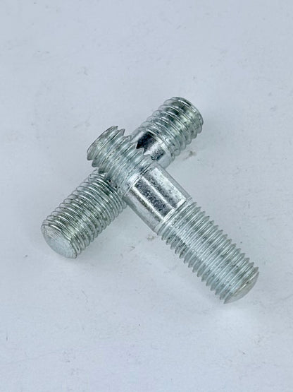 70-2022 - STUD - 5/16-26-18 x 1-3/8" - MAGNETO FIXING