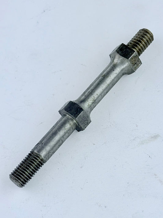 70-6522 - STUD - ALTERNATOR - T150 T160