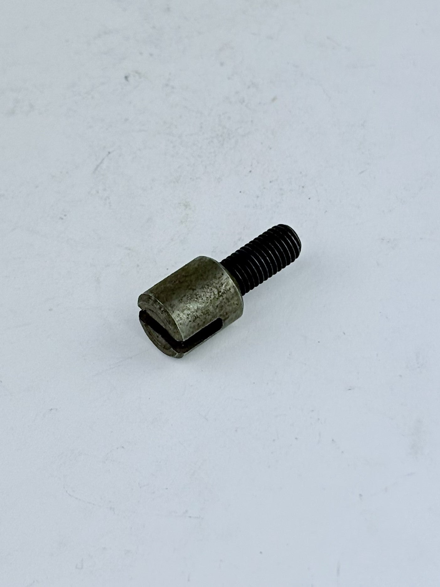 70-9988 - SLOTTED SCREW PIN - TACH DRIVE