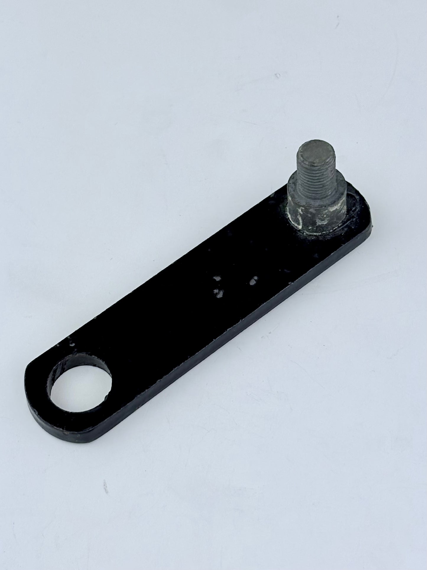 83-7028 - TORQUE STAY - TR7 / T140