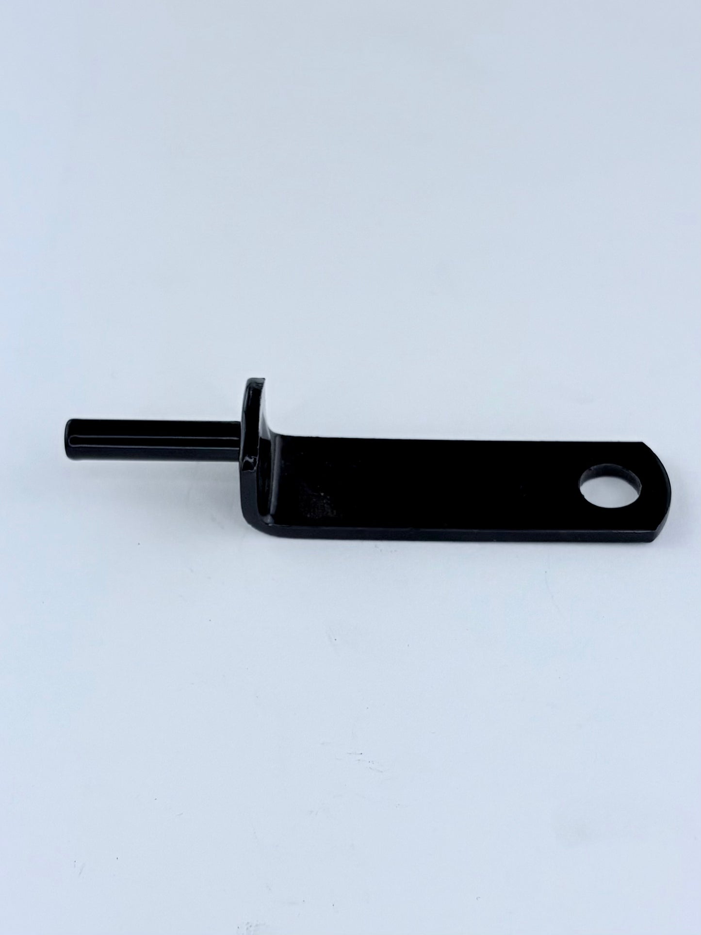82-5939 - BRACKET - SIDE PANEL