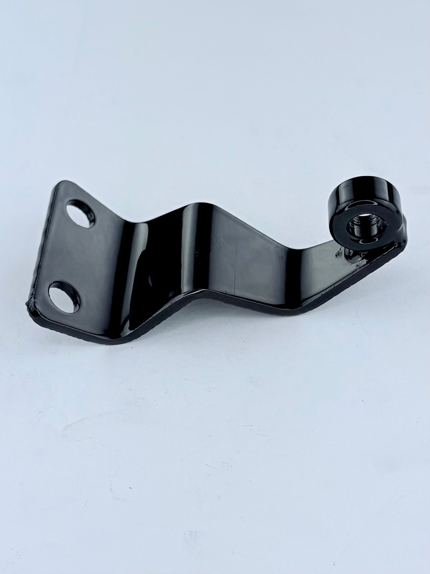 82-8026 - TWINSEAT HINGE - FRONT - 1968 / 70