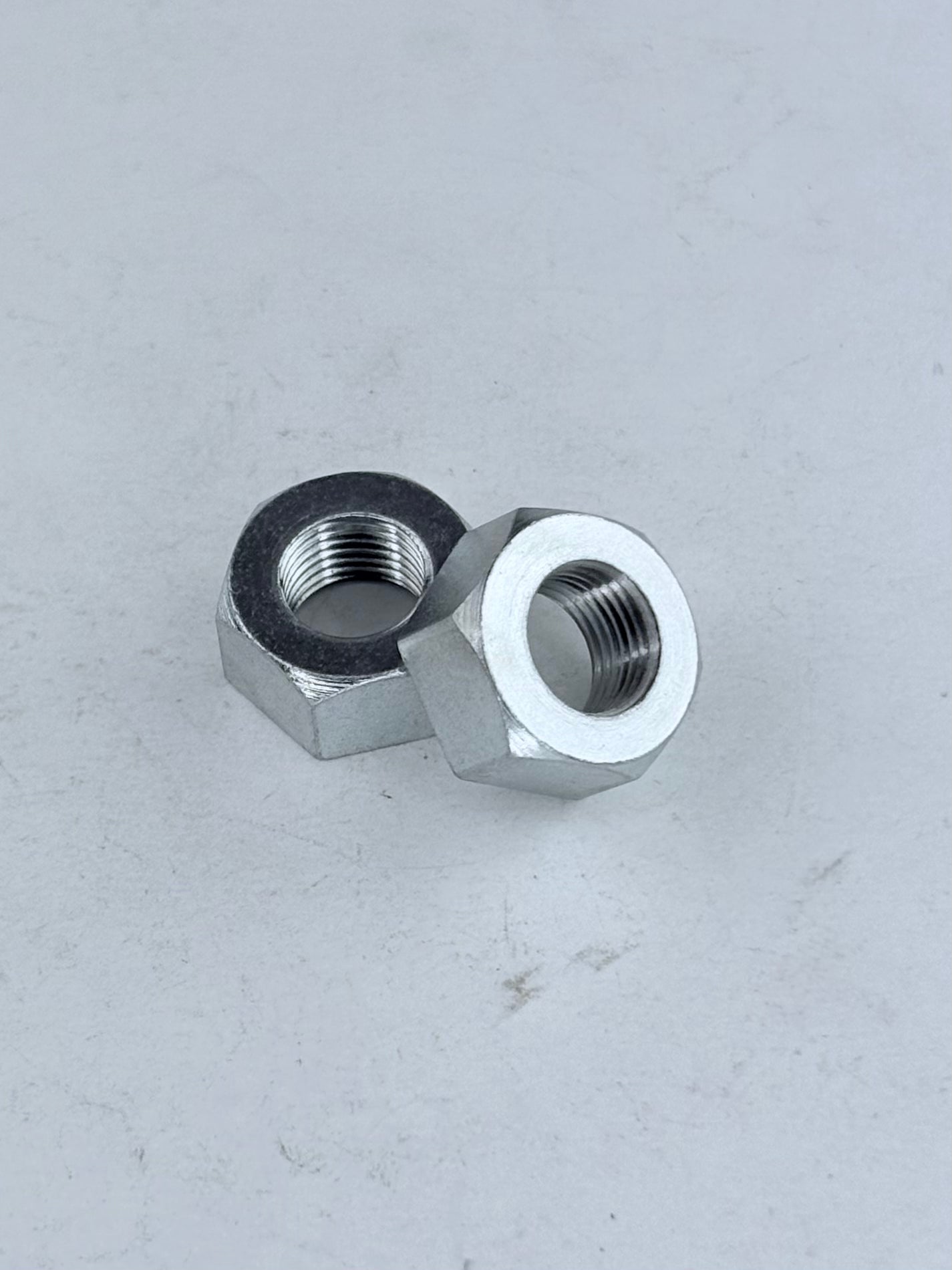 CS-0402A - P0172A - NUT - 3/8-26 -TPI CEI - FULL