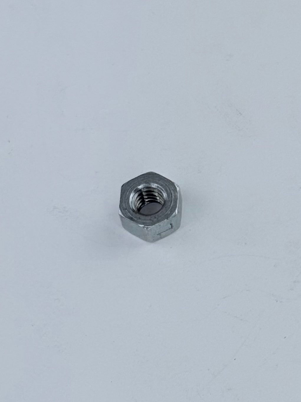 82-4717 - NUT - 2BA