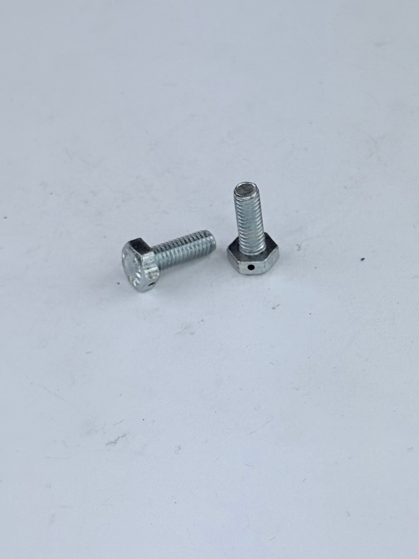 82-4771 - HORN BOLT - BRACKET TO FRAME