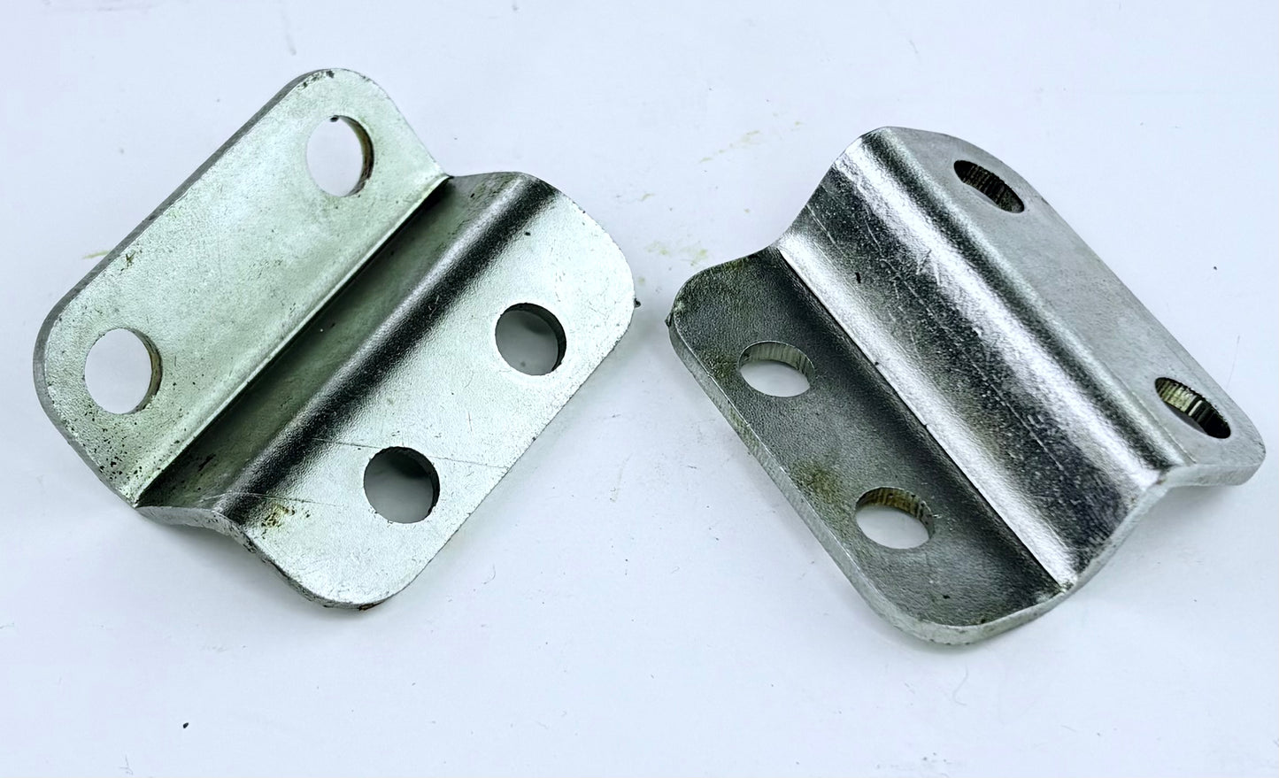 83-1533 - BRACKET - FRAME TO COIL