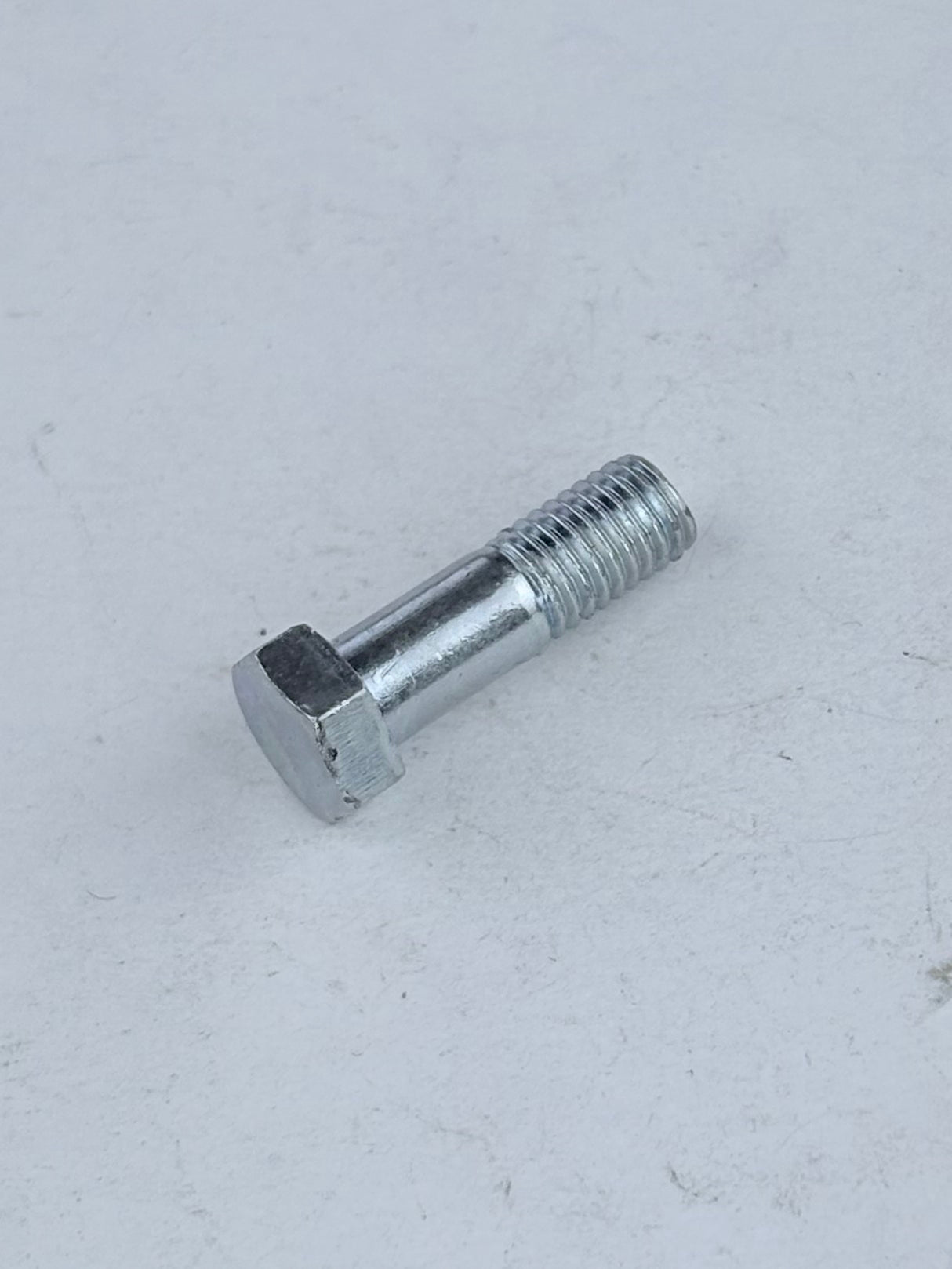 37-1500 - BOLT - 1/4-26 x 13/16"- 500/650