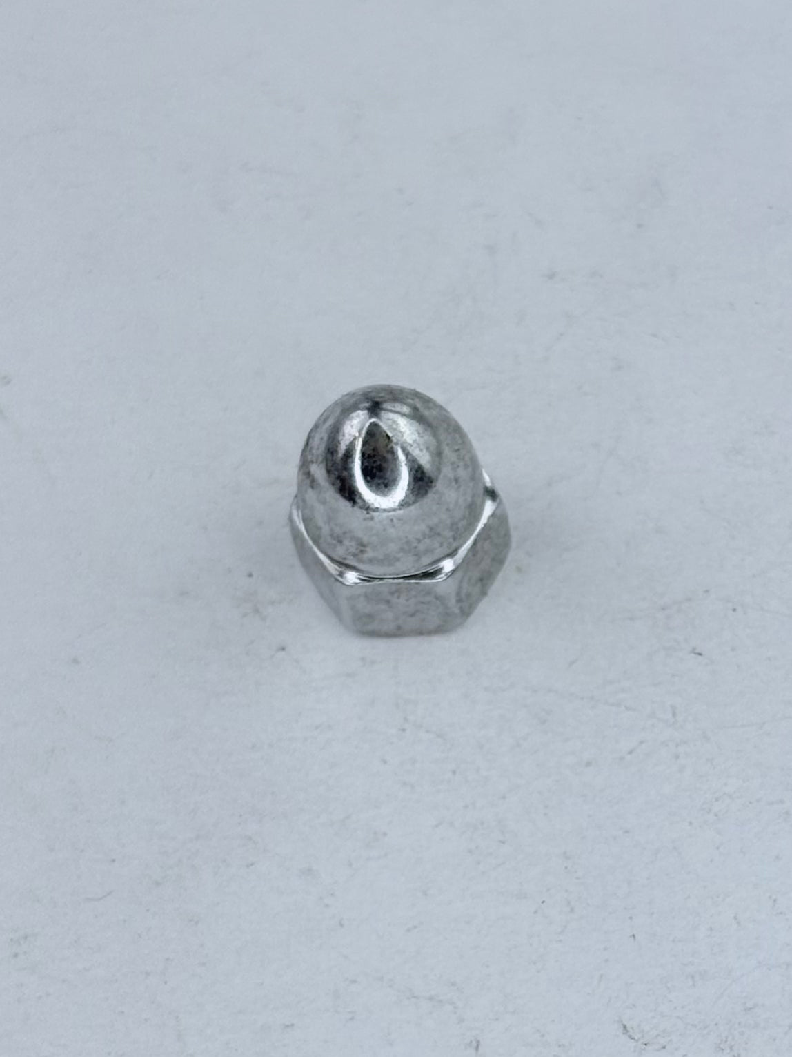 68-0137 - NUT - 1/4-26 - ACORN