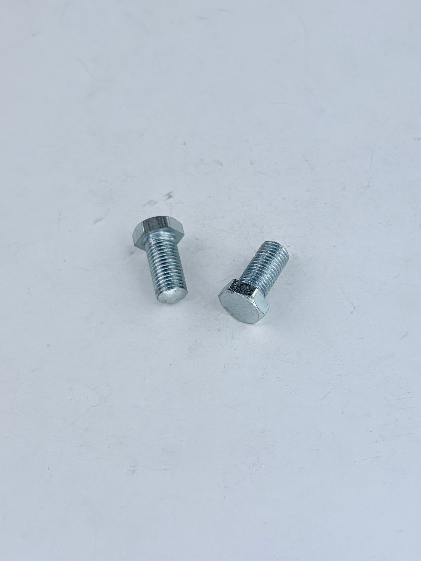 (99-3516) DS 55 - BOLT - 5/16-26 X 5/8" - SMALL HEX .440"