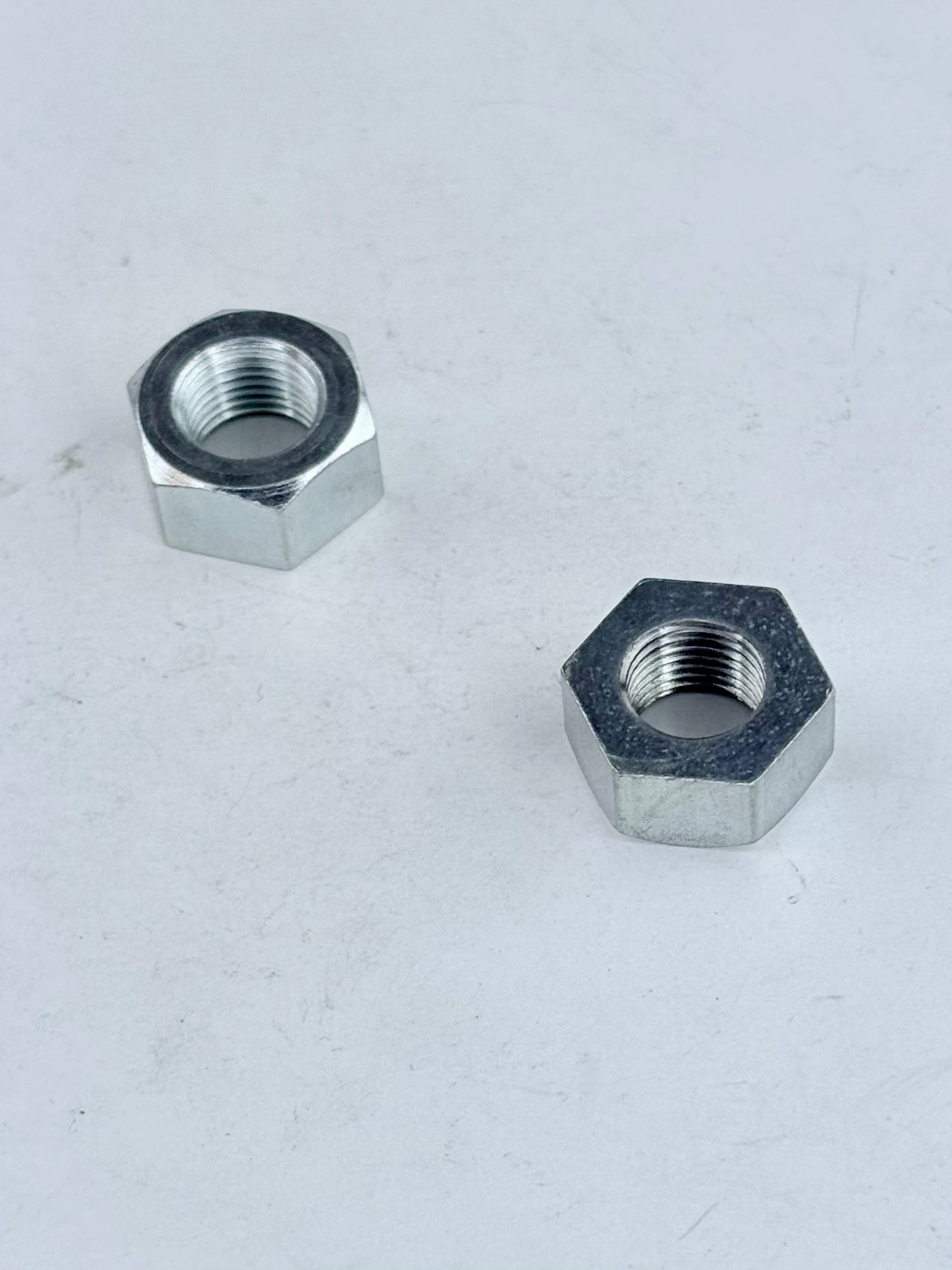 P0172A - NUT - 3/8-26 - CEI