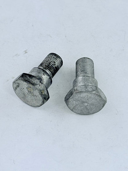 37-0784 - PIVOT BOLT - SHOULDERED