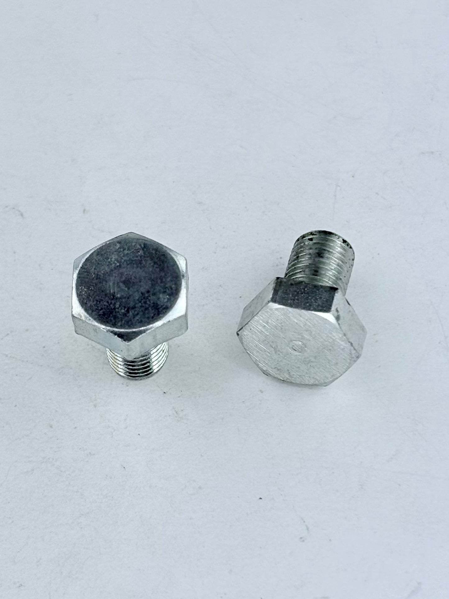 82-0929 - BOLT - 5/16-26 X 1/2