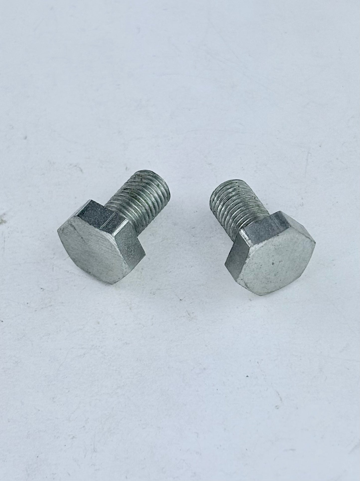 82-2687 - BOLT - 5/16-26 X 5/8