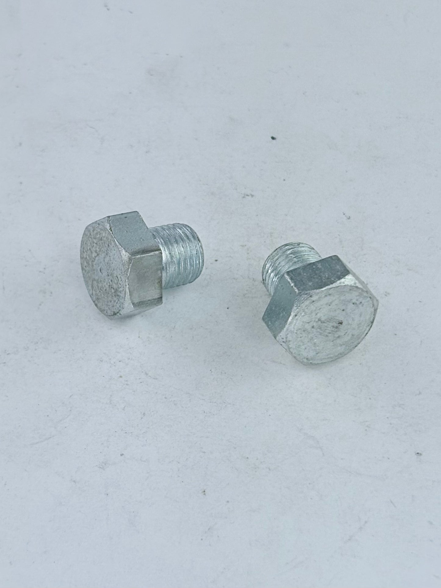 21-2015 - PLUG - DRAIN - TR5T / BSA B50