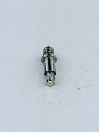21-1996 - STUD - STEPPED - TR6/TR7
