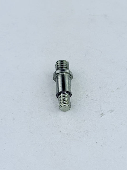 21-1996 - STUD - STEPPED - TR6/TR7