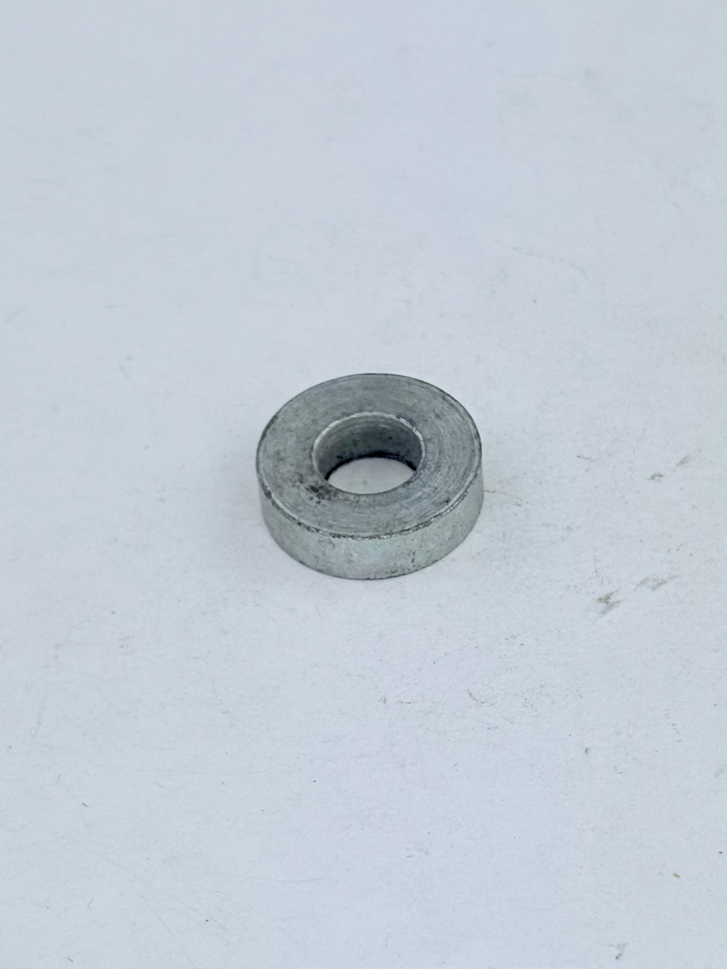 21-7122 - SPACER - TORQUE STAY TO FRAME