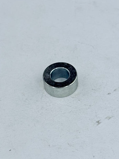 82-3069 - DISTANCE PIECE -  TOP MOTOR MOUNTS
