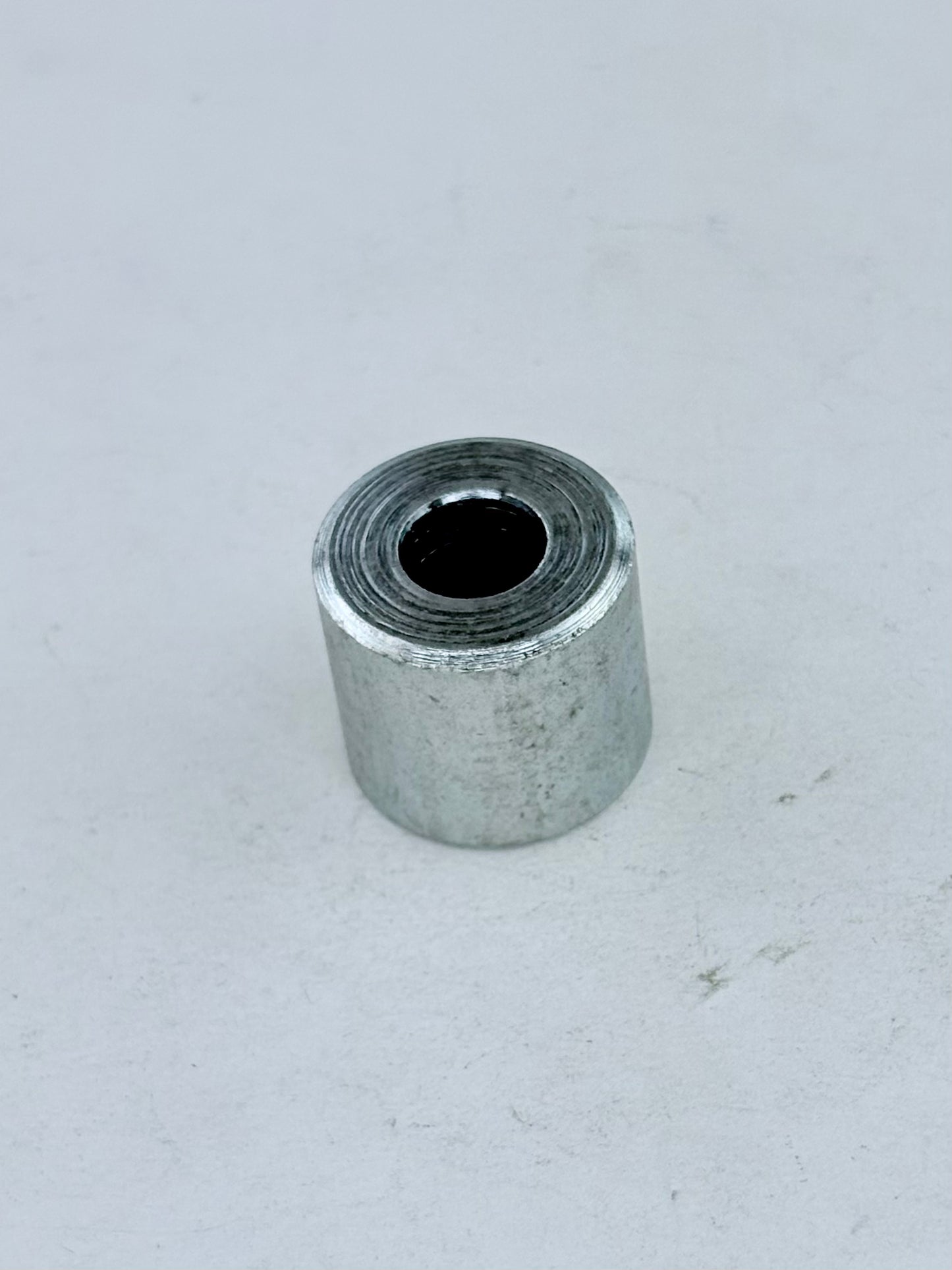 82-4197 - SPACER - 3/8 x 7/8 x 3/4 - TRIUMPH UNIT 500
